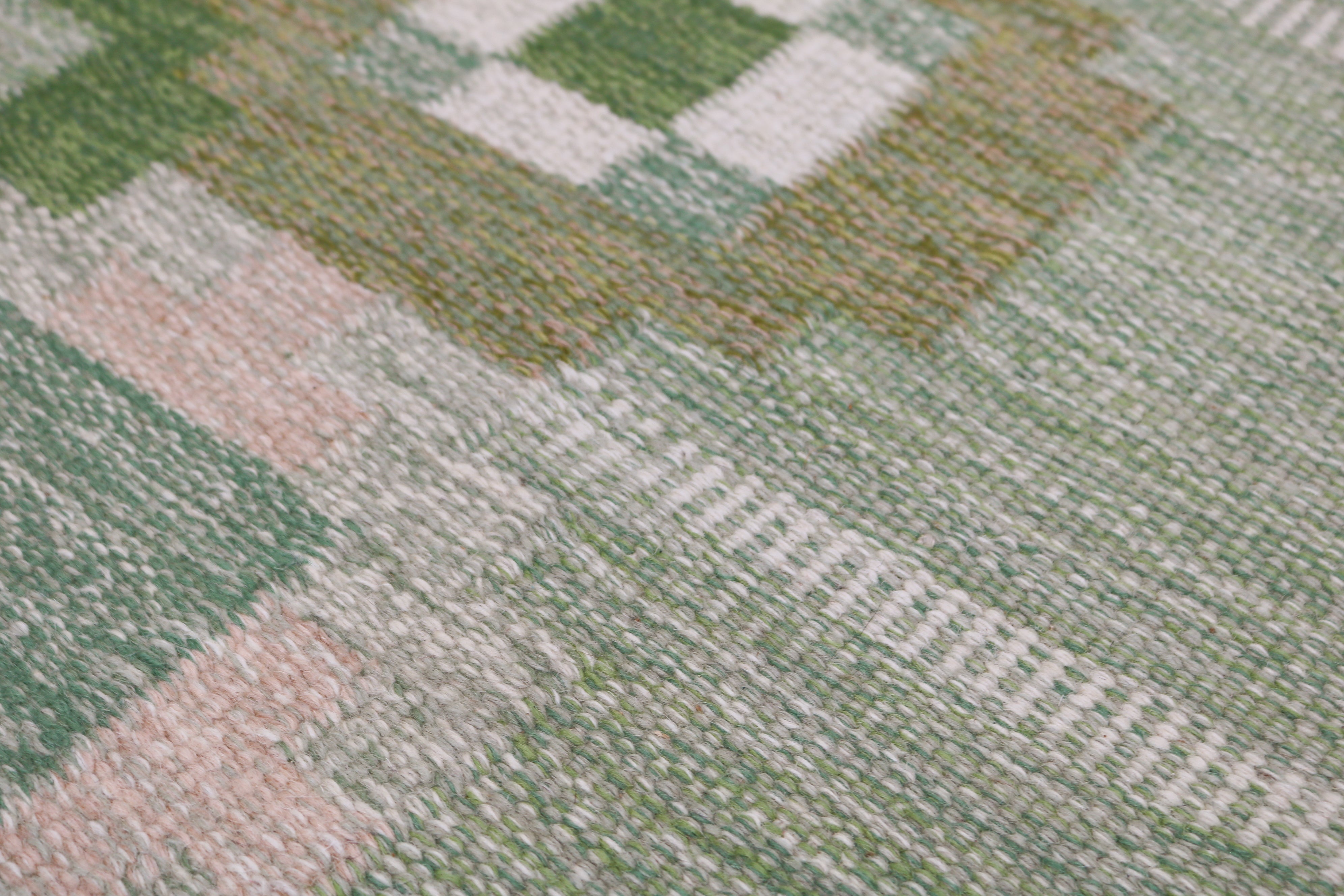 Vintage Swedish kilim rug 188 × 137 cm, handwoven wool Scandinavian flatweave 9