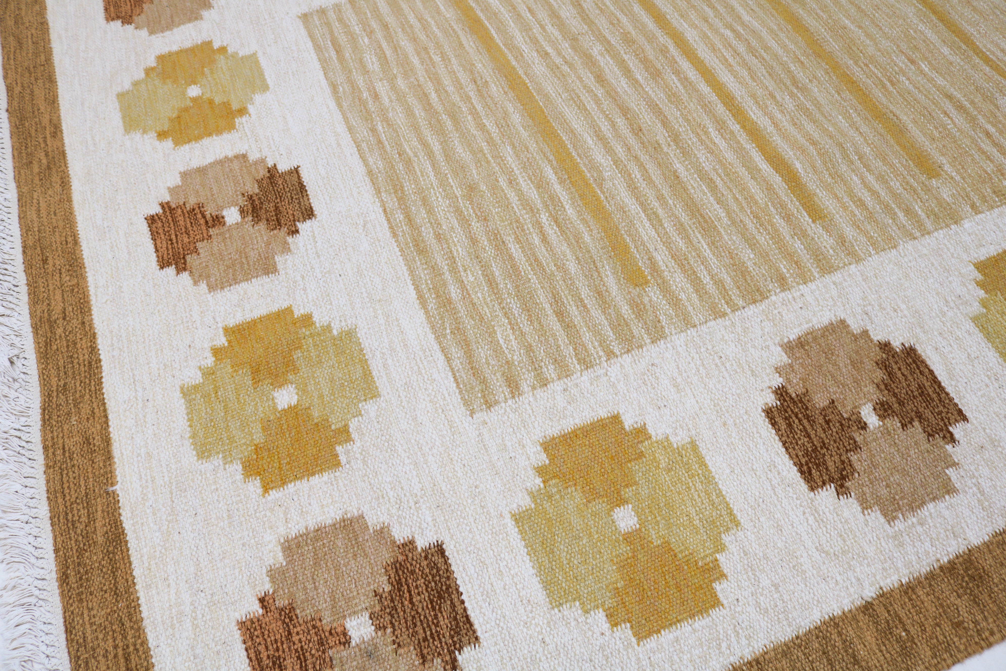 Vintage Swedish kilim rug 188 × 137 cm, handwoven wool Scandinavian flatweave 8