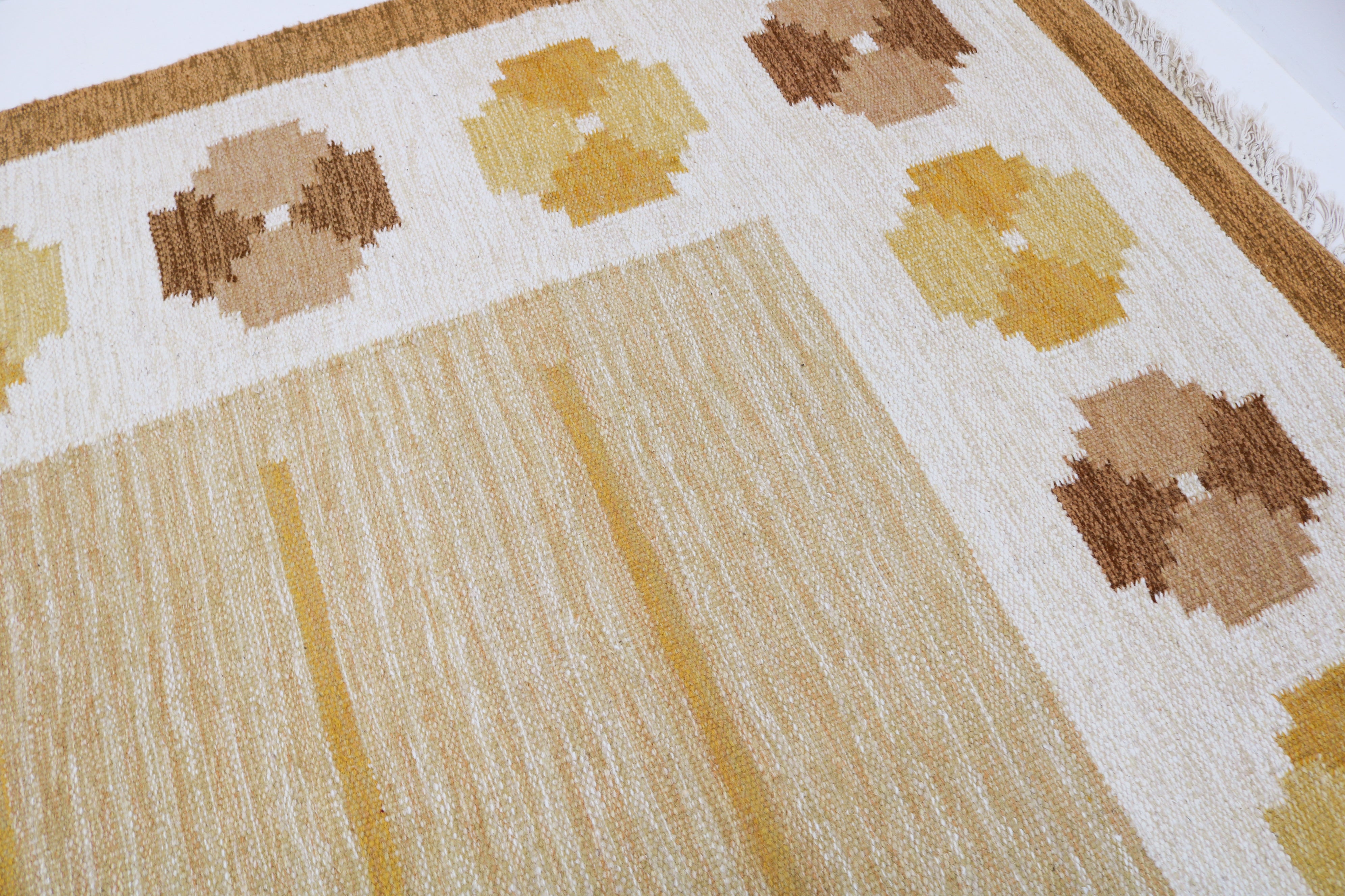 Vintage Swedish kilim rug 188 × 137 cm, handwoven wool Scandinavian flatweave 9