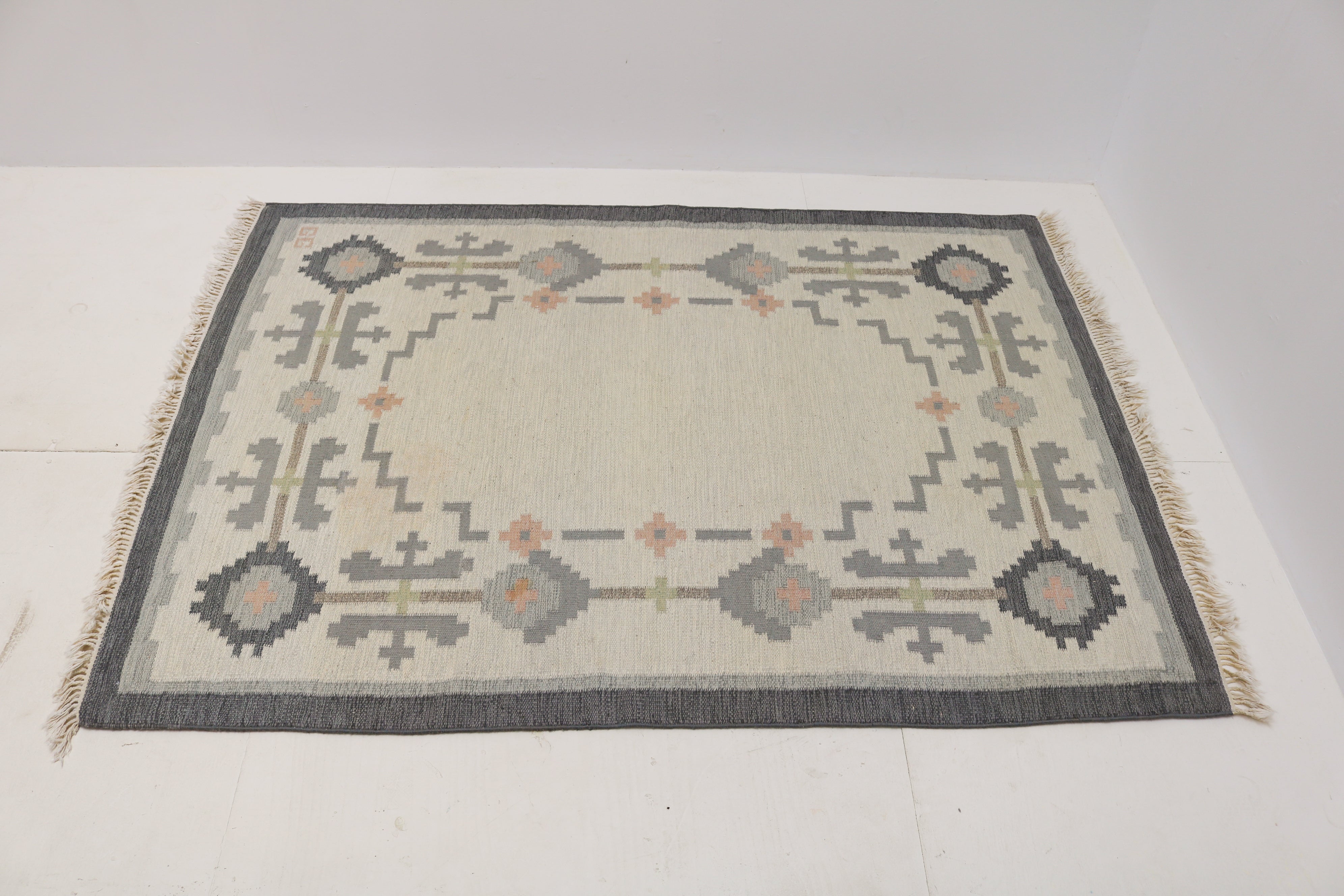 Swedish flatweave rug with ivory field and charcoal grey geometric border