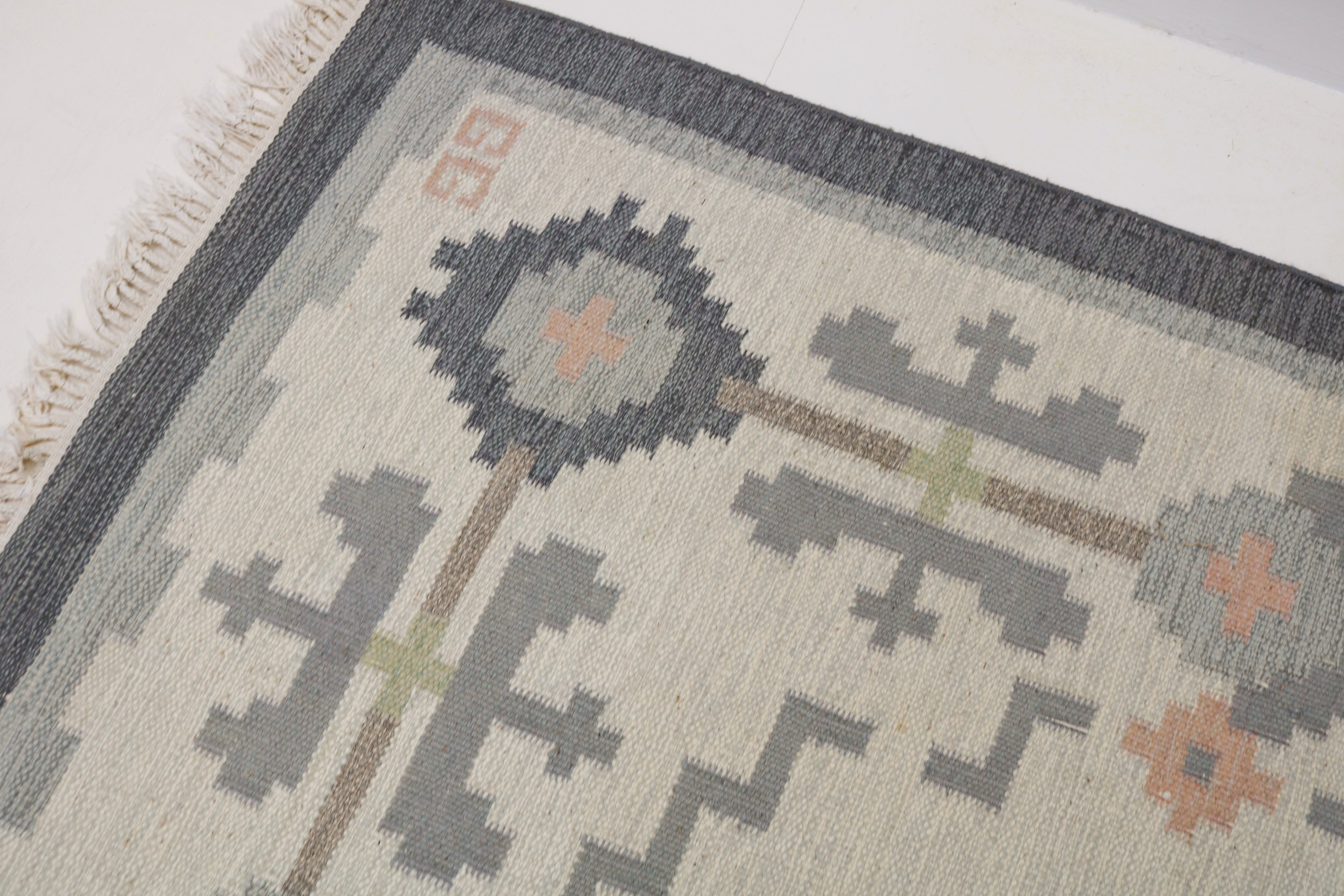 Vintage Swedish kilim rug 188 × 137 cm, handwoven wool Scandinavian flatweave 7