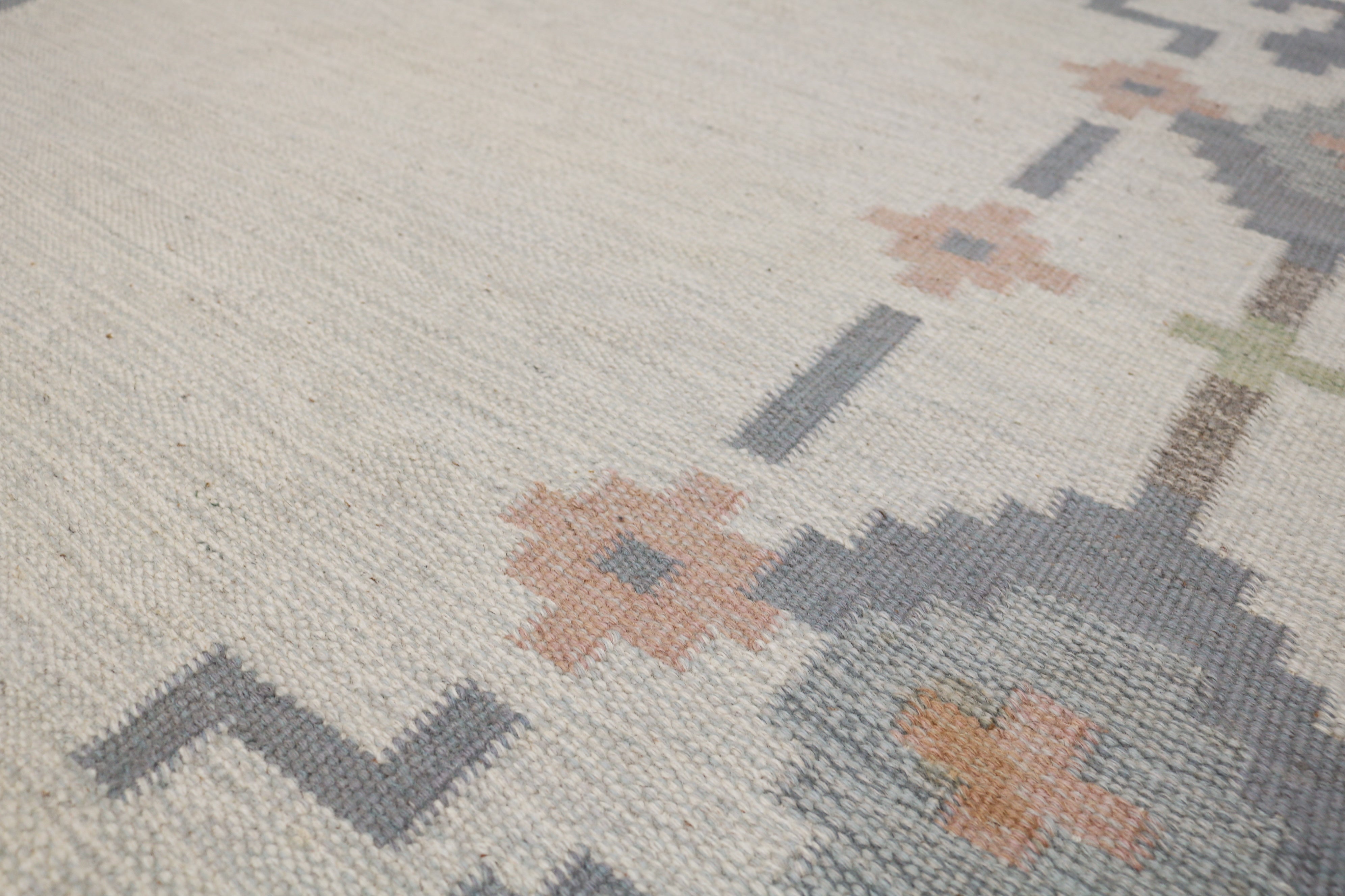 Vintage Swedish kilim rug 188 × 137 cm, handwoven wool Scandinavian flatweave 8