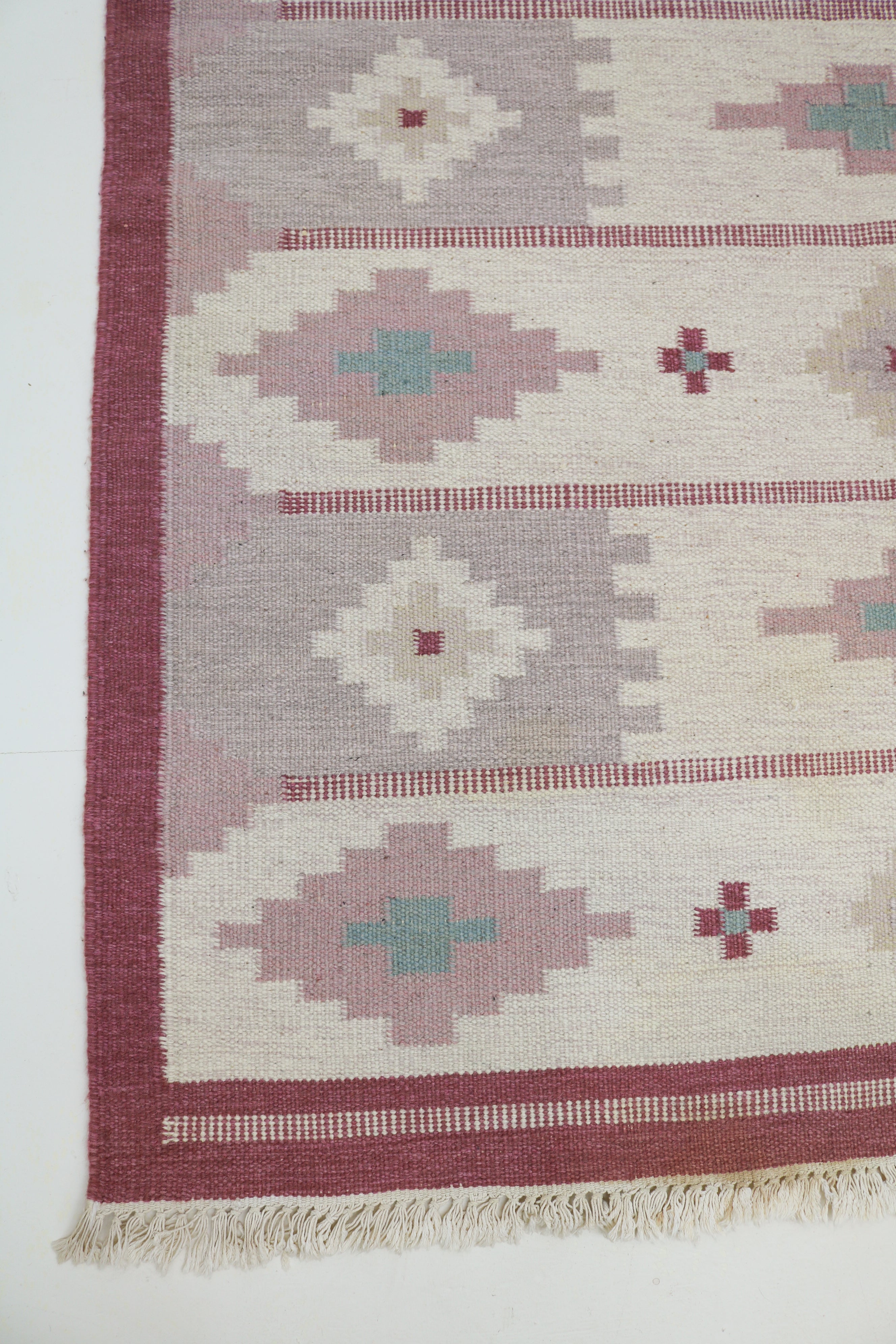 Vintage Swedish Kilim rug 237 × 174 cm in dusty pink cream and muted Scandinavian colours