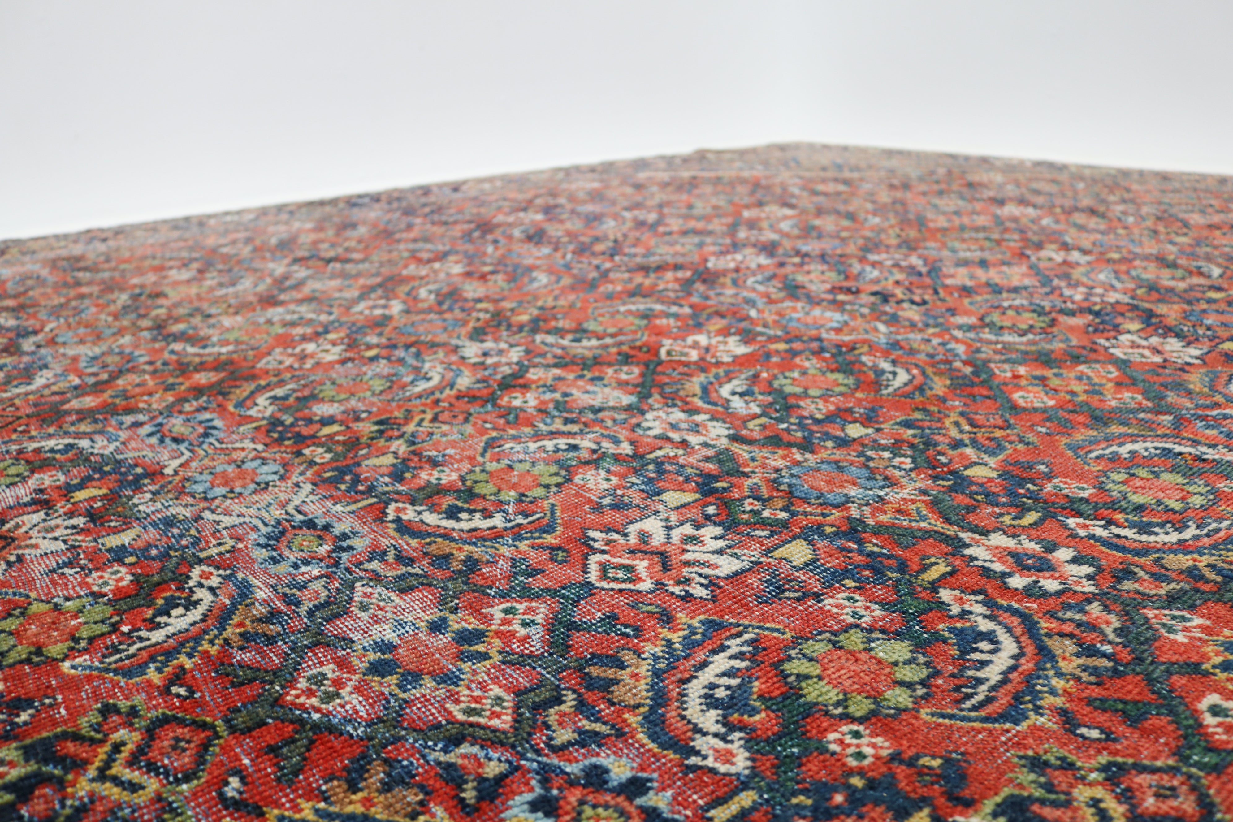 Antique Persian Mahal rug 380 × 278 cm, hand-knotted in wool, circa 1920