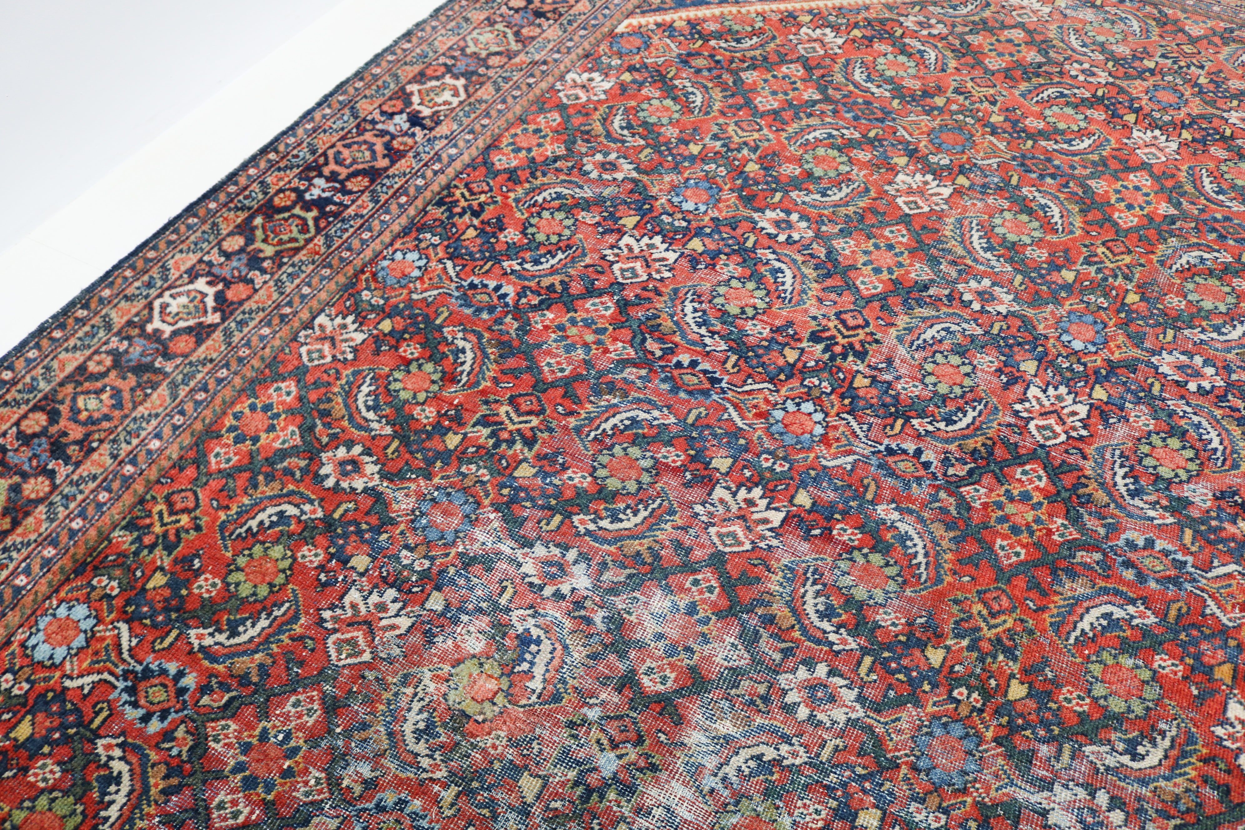 Antique Persian Mahal rug 380 × 278 cm, hand-knotted in wool, circa 1920