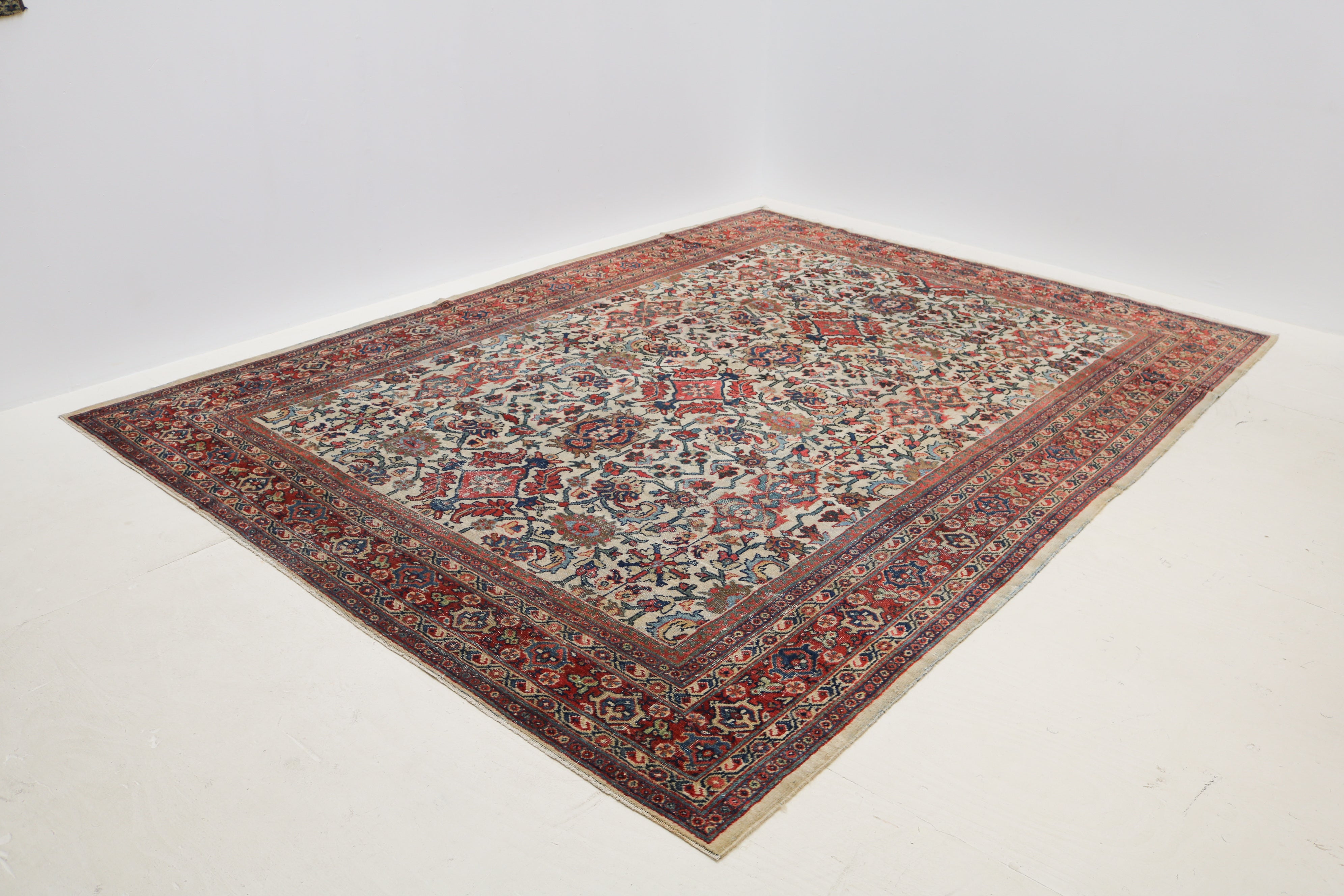Antique Persian Mahal rug 350 × 256 cm, hand-knotted in wool, circa 1920