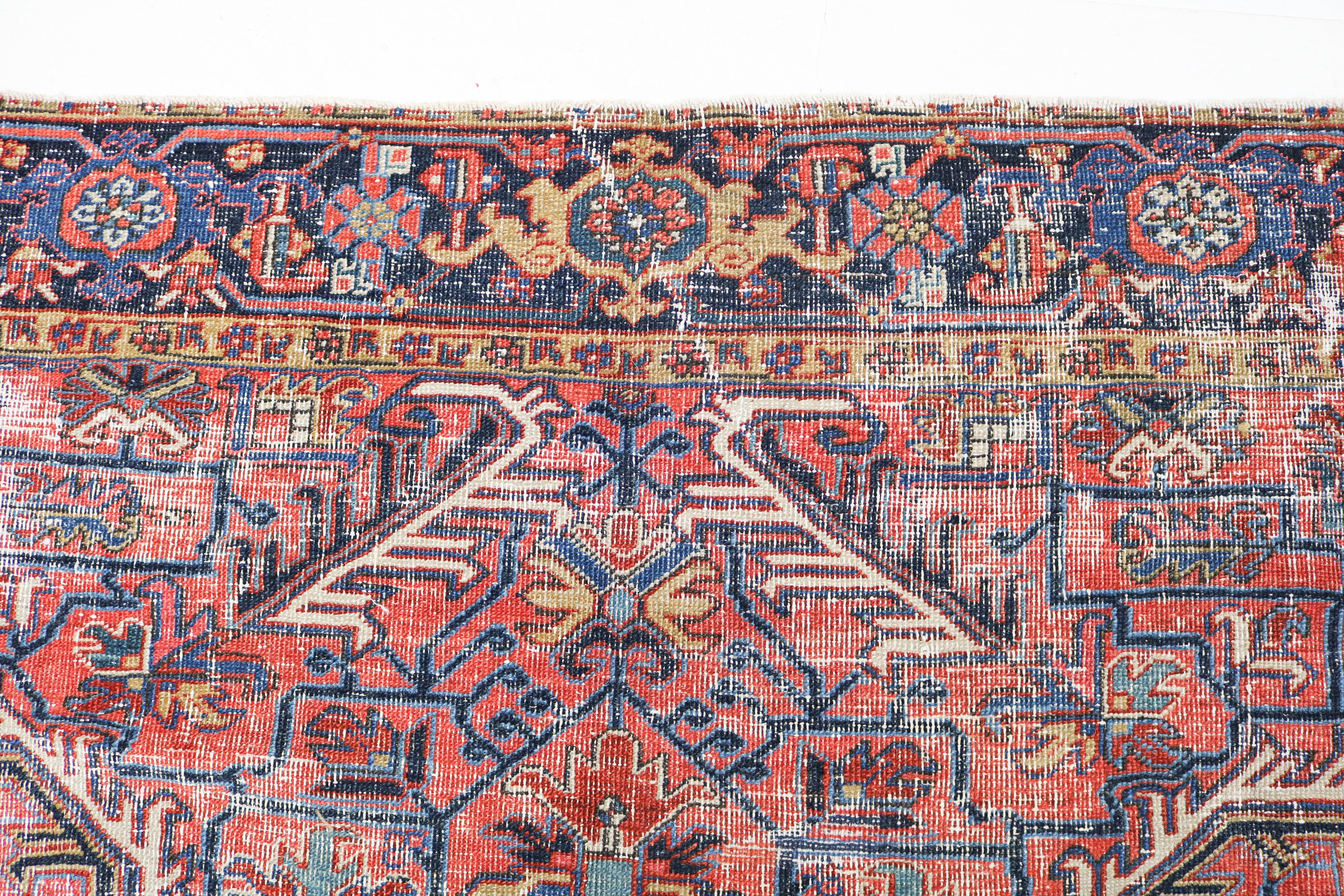 Antique Persian Heriz rug 303 × 225 cm, hand-knotted in wool, circa 1920