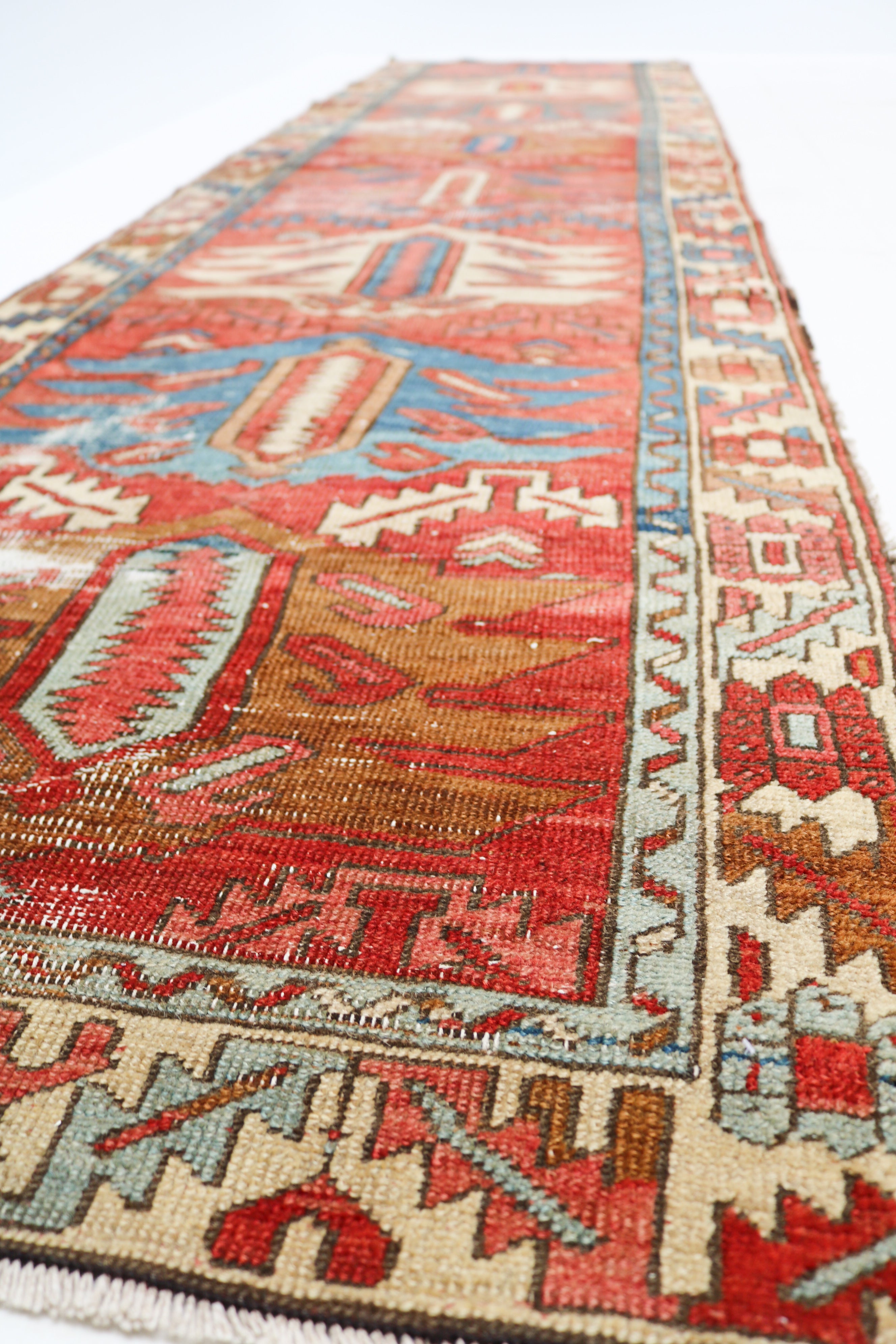 Antique Persian Bakhshayesh Runner 311 × 80 cm circa 1890