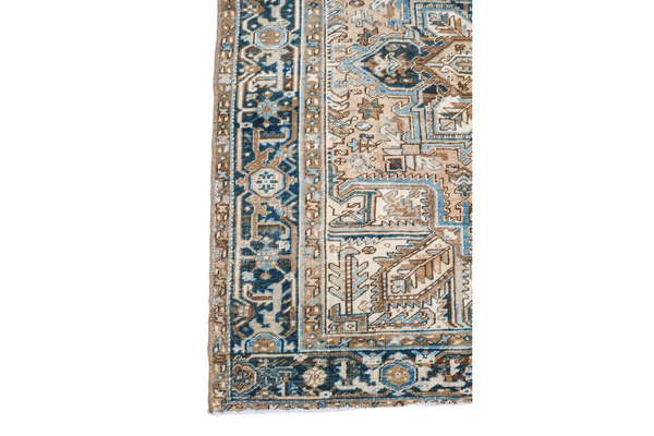 Antique Persian Heriz Rug 220x190 cm, circa 1930