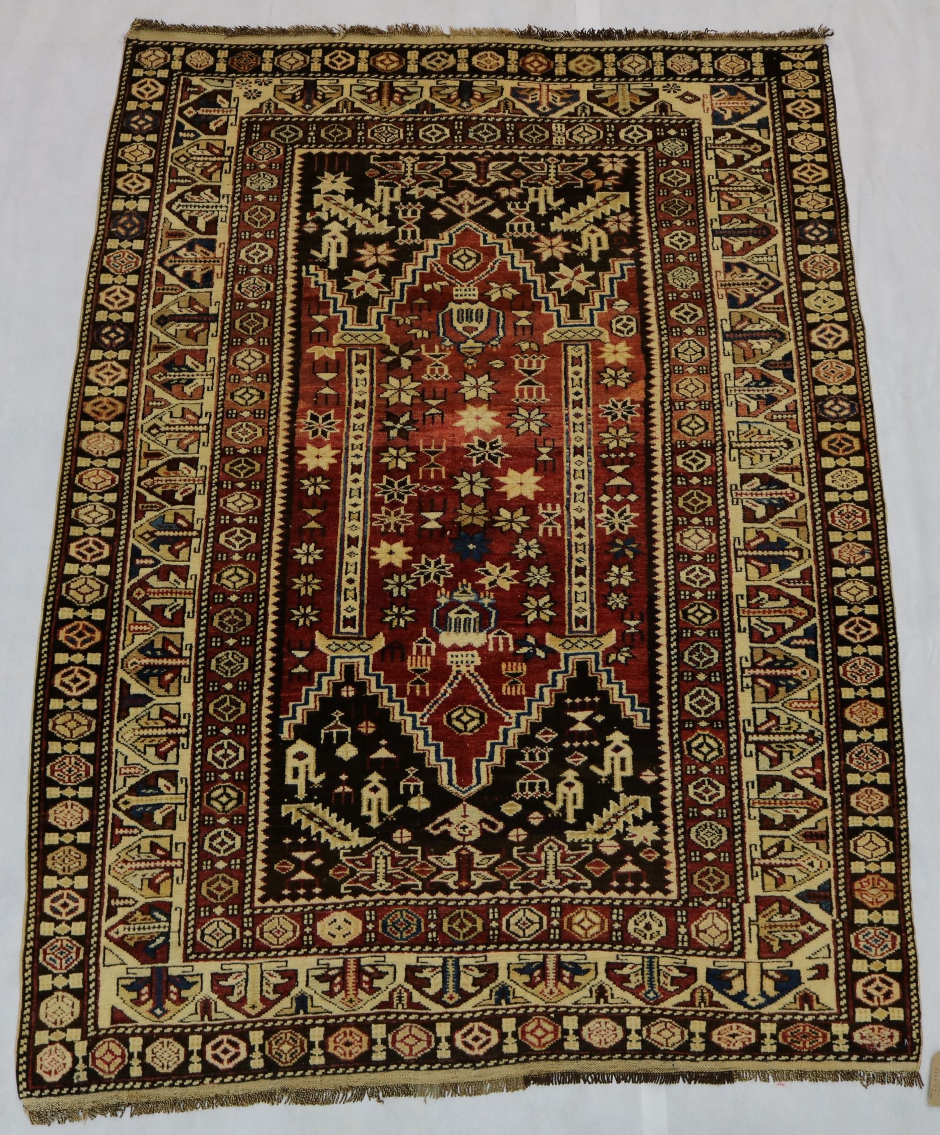 Antique Caucasian Shirwan rug - Hakiemie Rug Gallery