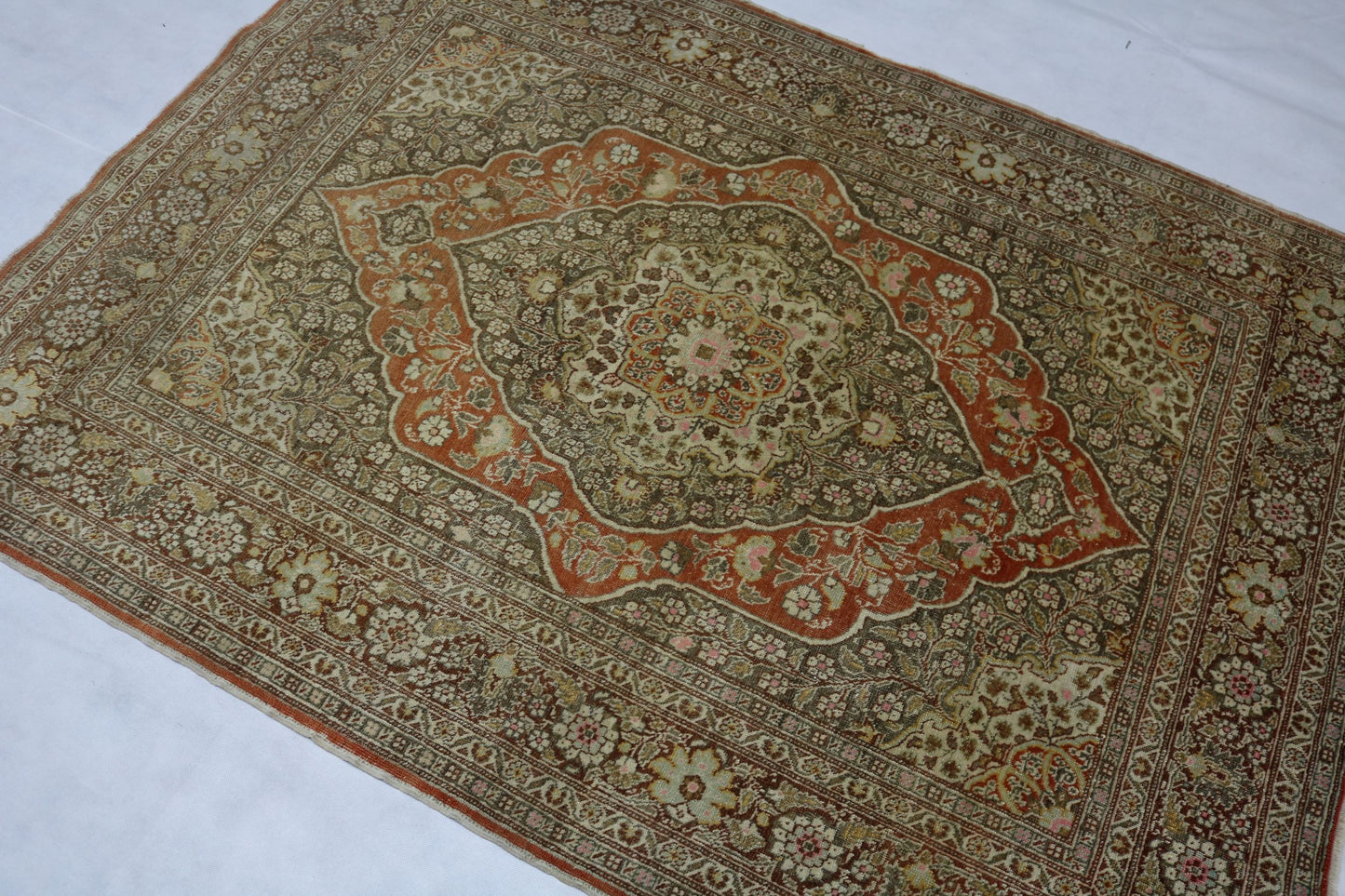 Wonderful Old Antique Haj-Jalili Tabriz rug - Hakiemie Rug Gallery