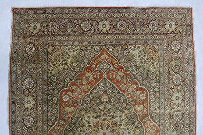 Wonderful Old Antique Haj-Jalili Tabriz rug - Hakiemie Rug Gallery