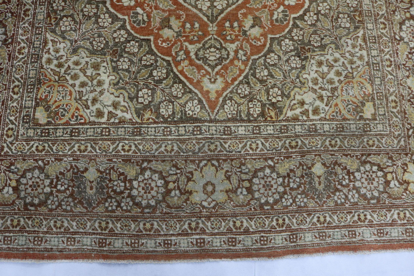Wonderful Old Antique Haj-Jalili Tabriz rug - Hakiemie Rug Gallery