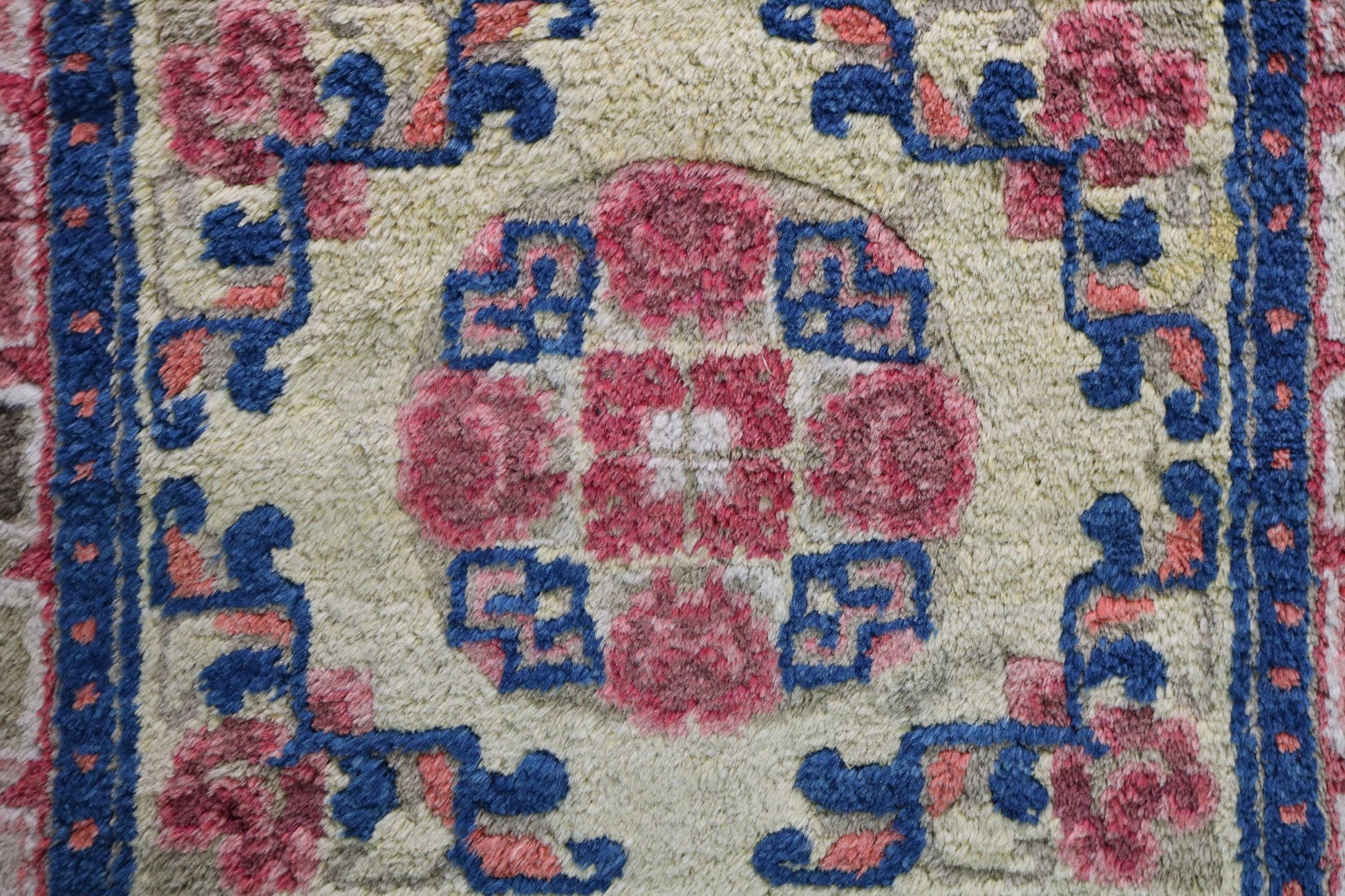 Antique chinese mat - Hakiemie Rug Gallery