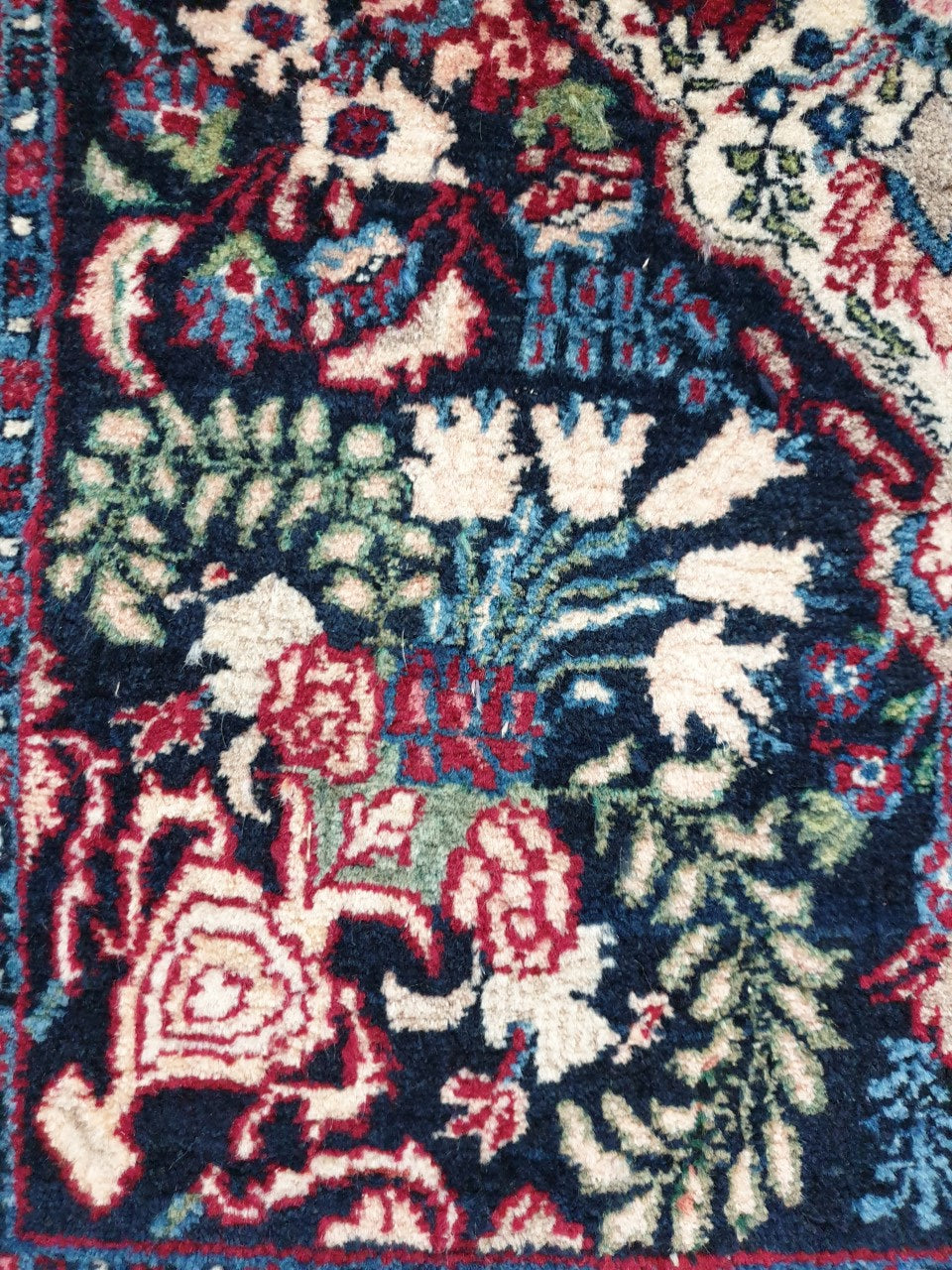 Vintage Persian Kerman rug - Hakiemie Rug Gallery