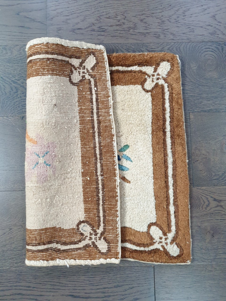 Beautiful Antique Tibetan rug - Hakiemie Rug Gallery