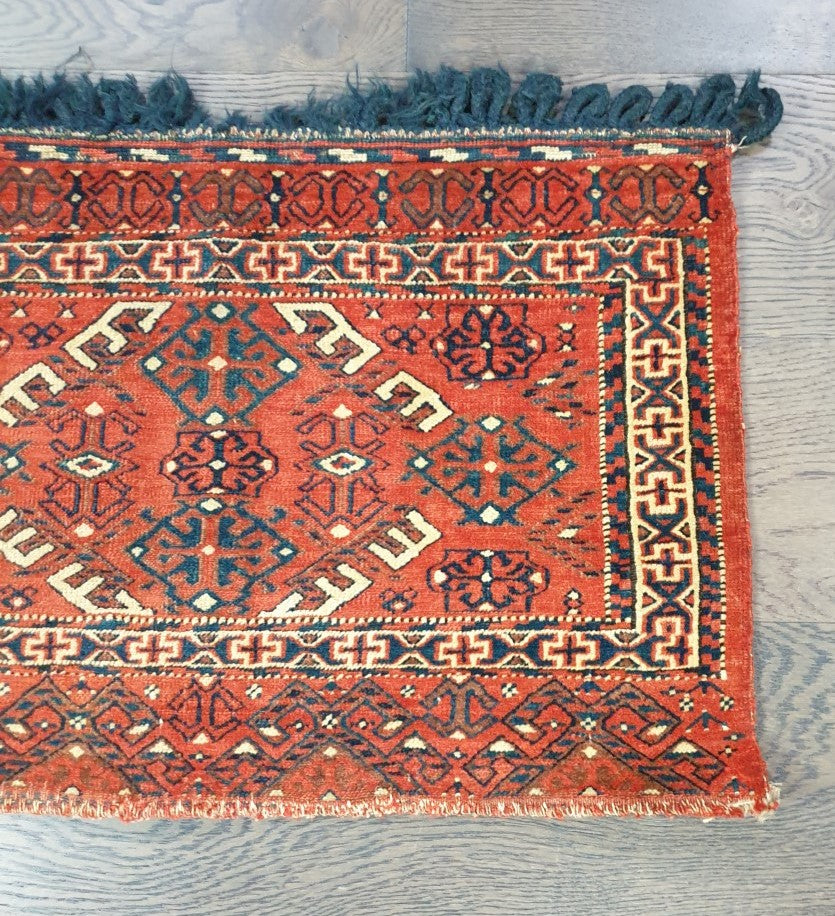 Amazing handmade antique Turkmen - Hakiemie Rug Gallery