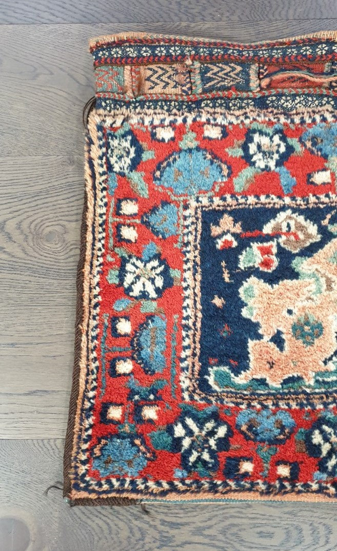 Wonderful old antique decorative Afshar bag - Hakiemie Rug Gallery