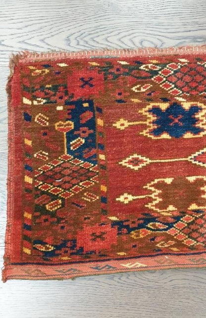 Wonderful old antique Turkmen Ersari Bishar - Hakiemie Rug Gallery