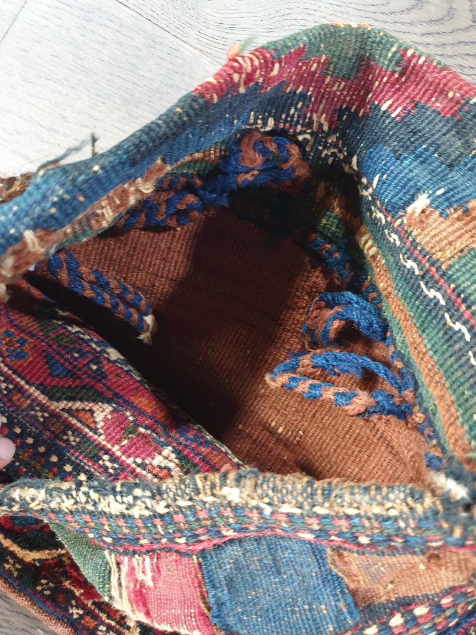 Beautiful Old antique Handmade Aifshar bag - Hakiemie Rug Gallery