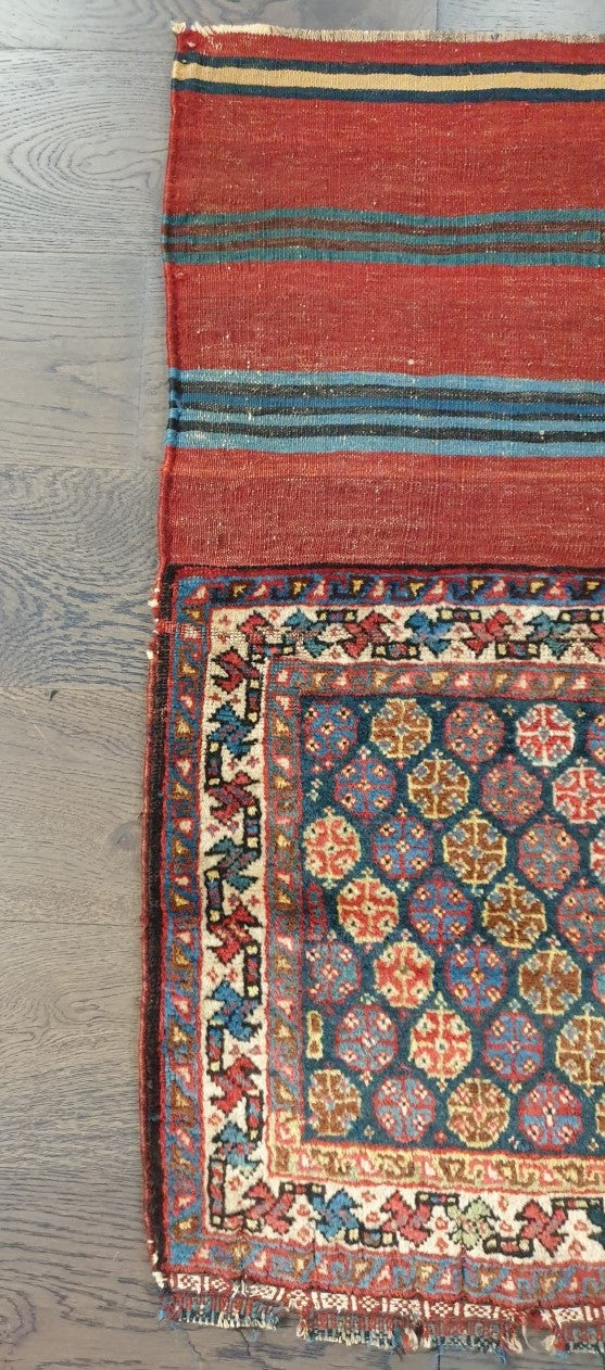 Beautiful old antique decorative Qashqai bag - Hakiemie Rug Gallery