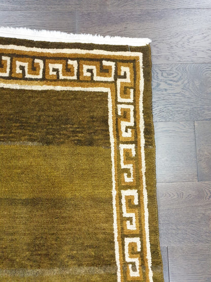 Amazing vintage Handmade Tibetan rug - Hakiemie Rug Gallery