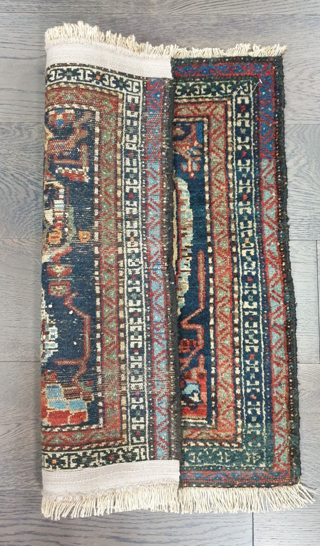 Beautiful antique Handmade Malayer small Rug - Hakiemie Rug Gallery