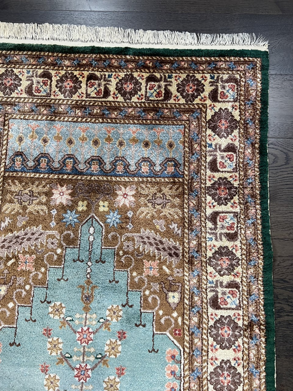 Wonderful vintage Handmade Turkish design silk rug - Hakiemie Rug Gallery