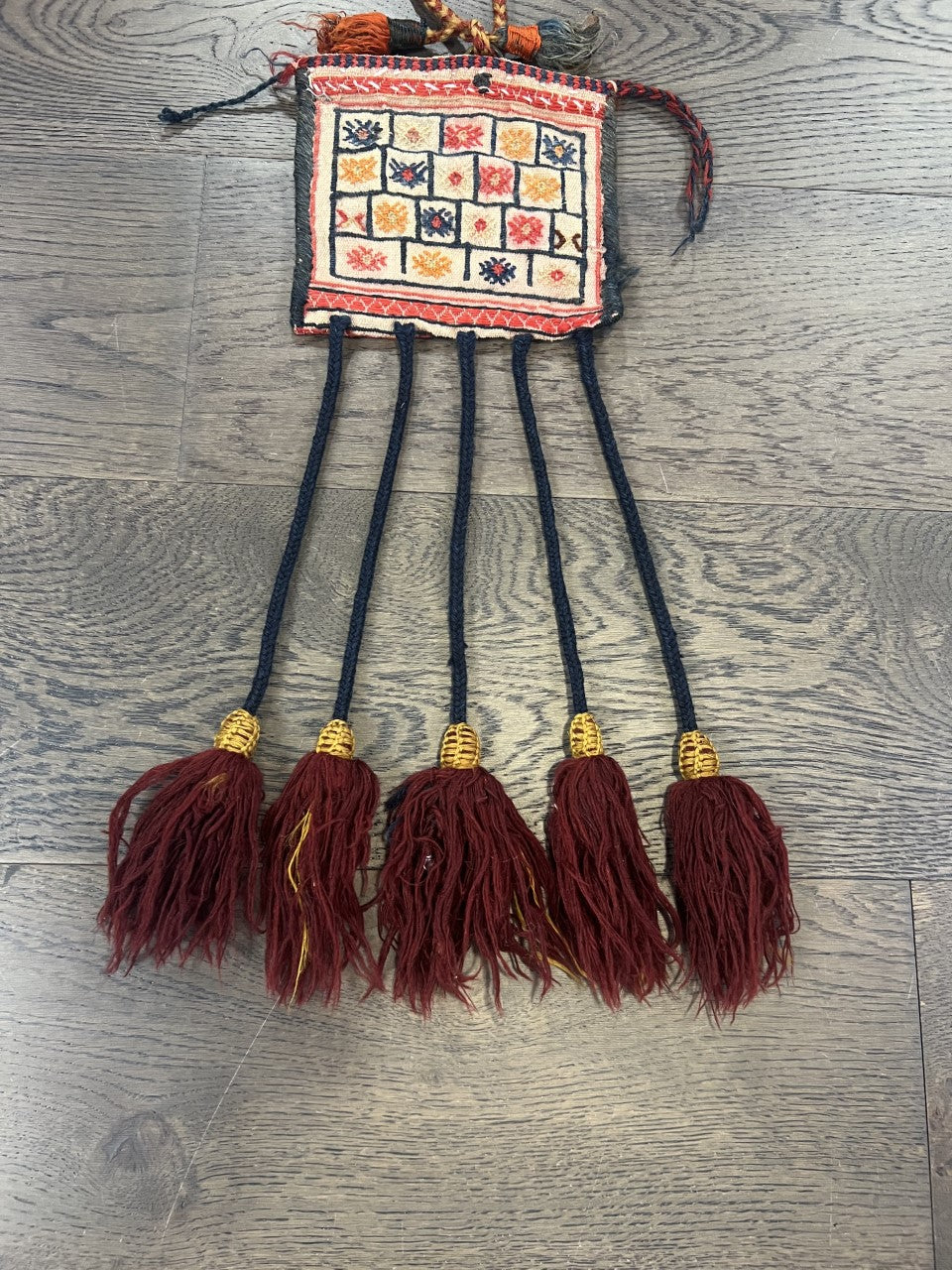 Stunning Old Antique Handmade Verneh Shasavan bag - Hakiemie Rug Gallery