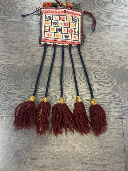 Stunning Old Antique Handmade Verneh Shasavan bag - Hakiemie Rug Gallery