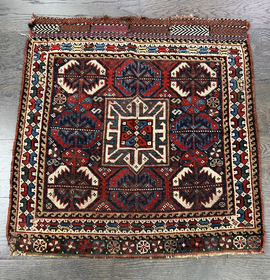 Beautiful antique Khamsar bagface - Hakiemie Rug Gallery