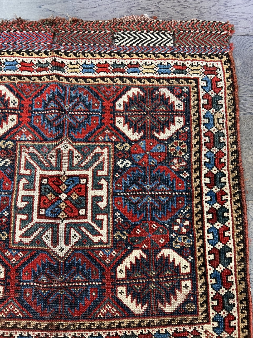 Beautiful antique Khamsar bagface - Hakiemie Rug Gallery