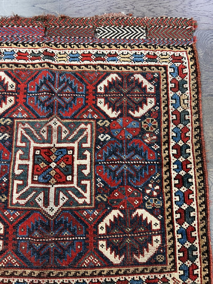 Beautiful antique Khamsar bagface - Hakiemie Rug Gallery