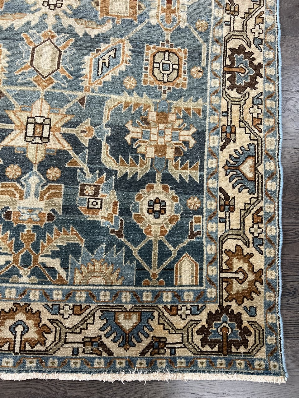 Wonderful vintage Handmade Malayer Rug - Hakiemie Rug Gallery