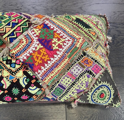 Wonderful vintage Indian cushion - Hakiemie Rug Gallery