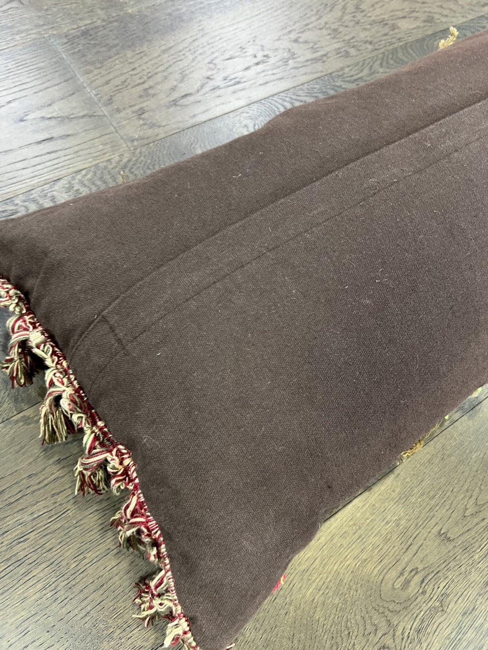 Wonderful vintage Indian cushion - Hakiemie Rug Gallery