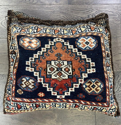 Beautiful Old Antique Qashqai bag - Hakiemie Rug Gallery