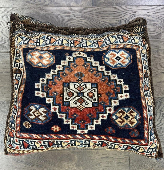 Beautiful Old Antique Qashqai bag - Hakiemie Rug Gallery