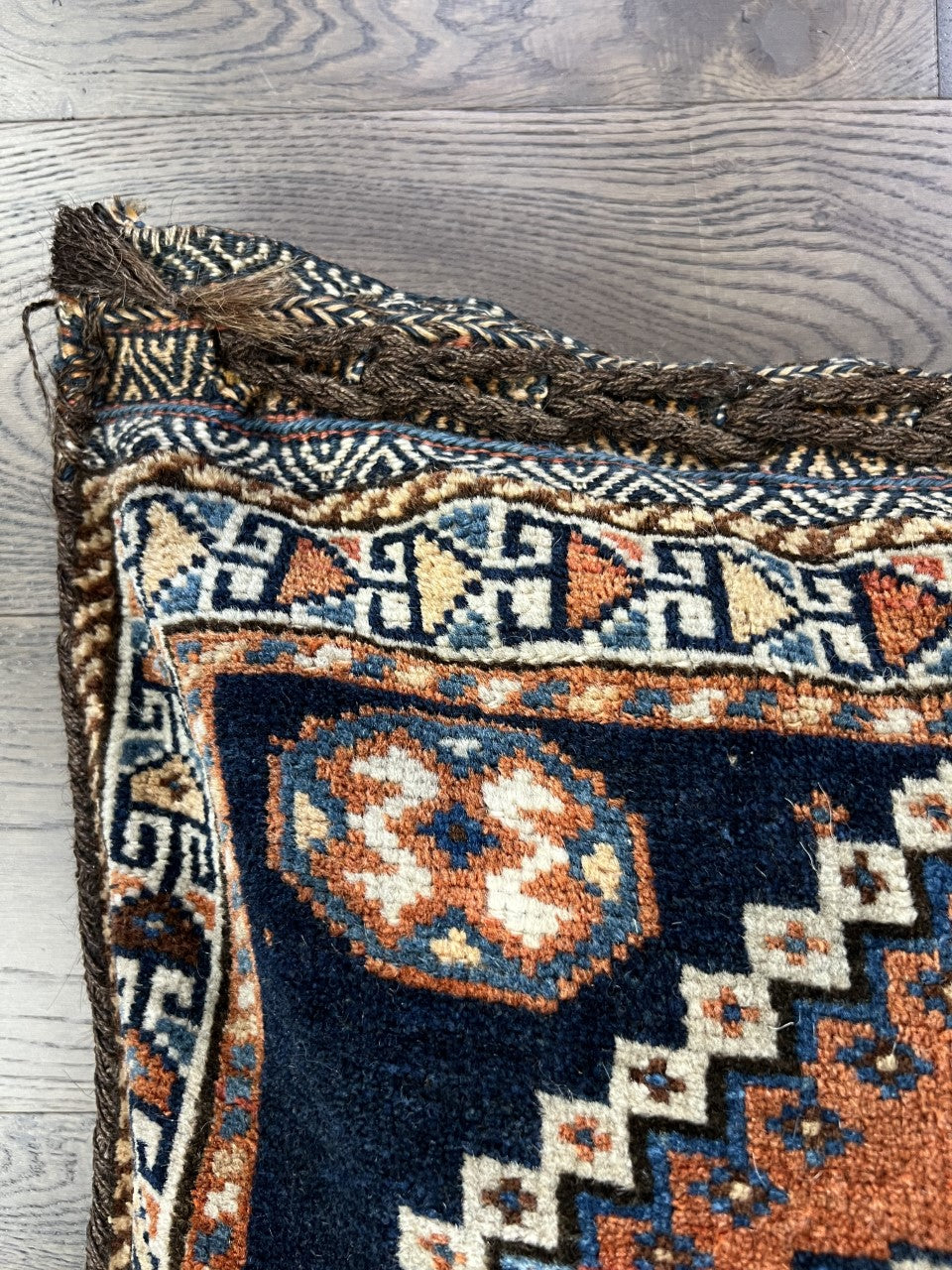 Beautiful Old Antique Qashqai bag - Hakiemie Rug Gallery