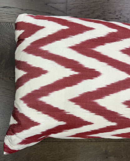 Wonderful new Handmade Uzbek Ikat Silk cushion - Hakiemie Rug Gallery