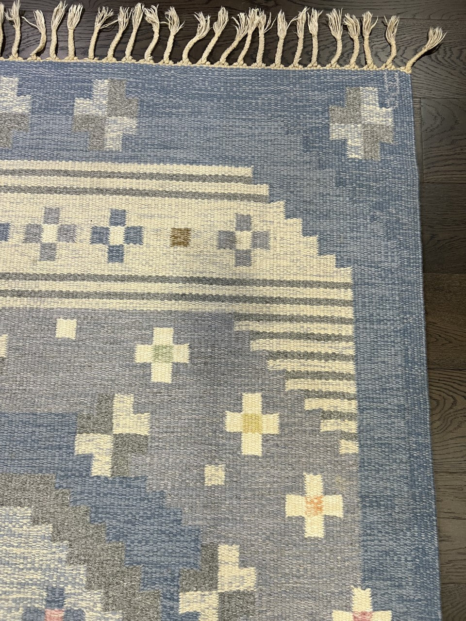 Beautiful Swedish Kilim decorative rug - Hakiemie Rug Gallery