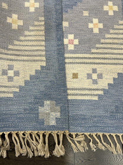 Beautiful Swedish Kilim decorative rug - Hakiemie Rug Gallery