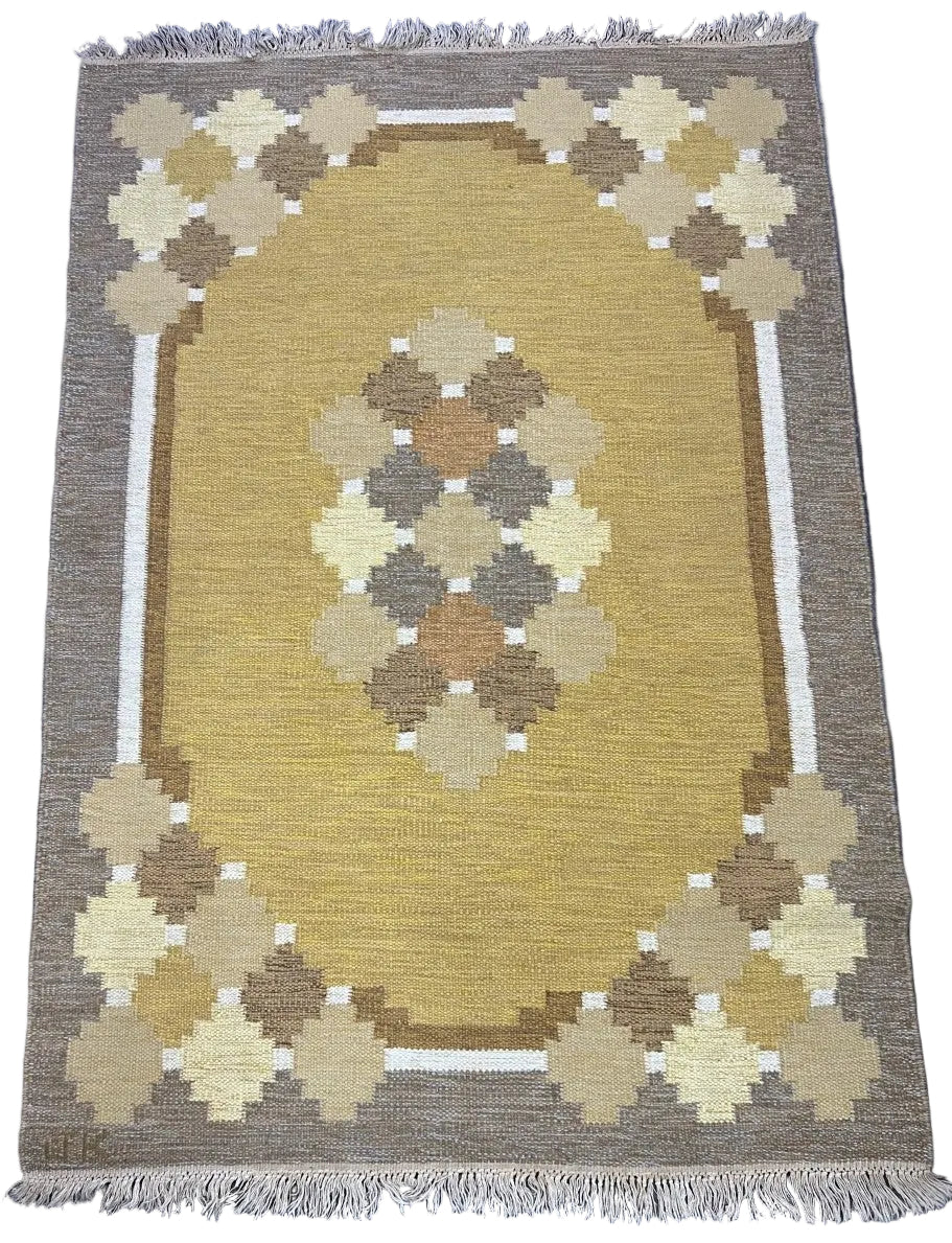 Wonderful Swedish Kilim decorative rug - Hakiemie Rug Gallery