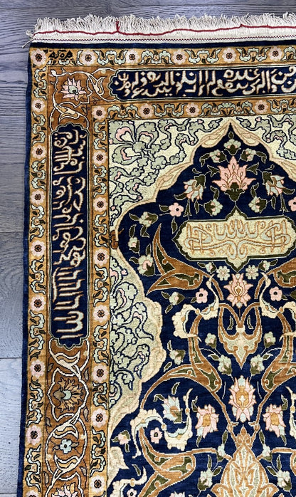 Stunning vintage Handmade Turkish Hereke silk rug - Hakiemie Rug Gallery
