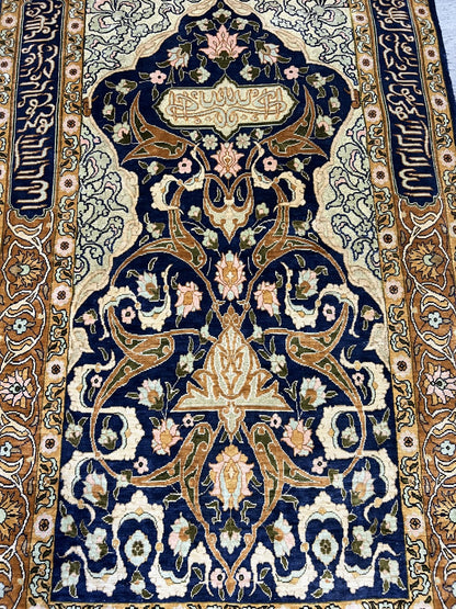 Stunning vintage Handmade Turkish Hereke silk rug - Hakiemie Rug Gallery