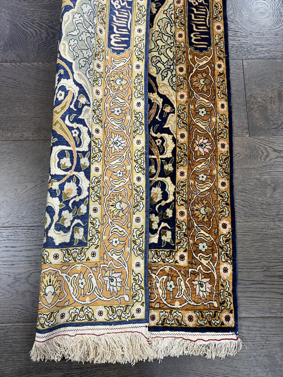 Stunning vintage Handmade Turkish Hereke silk rug - Hakiemie Rug Gallery