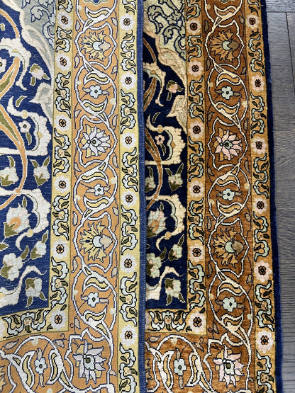 Stunning vintage Handmade Turkish Hereke silk rug - Hakiemie Rug Gallery