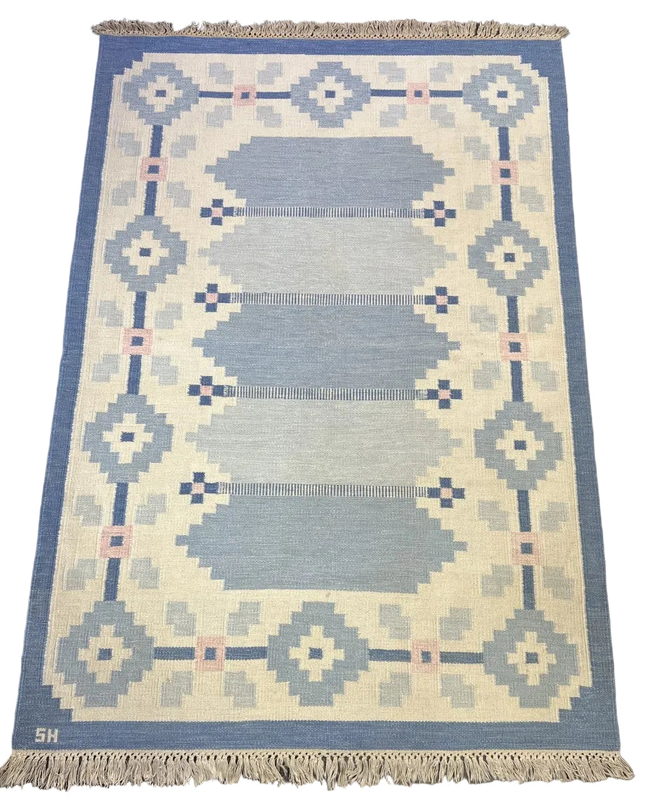 Beautiful Swedish Kilim decorative rug - Hakiemie Rug Gallery