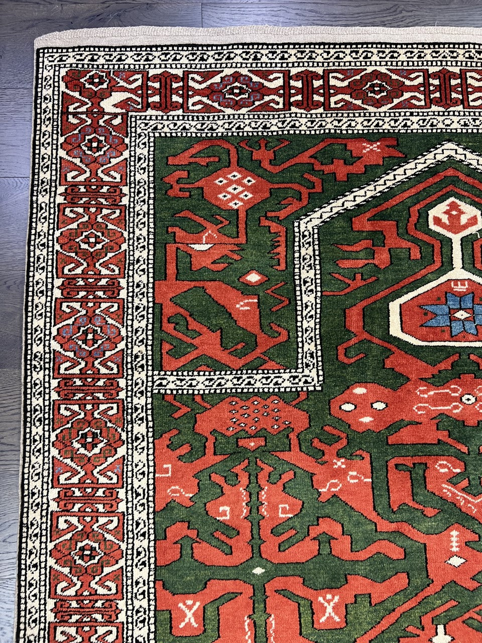 Beautiful vintage Handmade Caucasian Shirwan rug - Hakiemie Rug Gallery