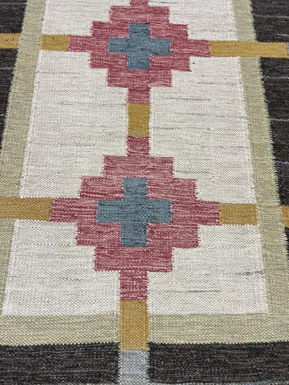 Beautiful Antique Swedish Kilim decorative rug - Hakiemie Rug Gallery